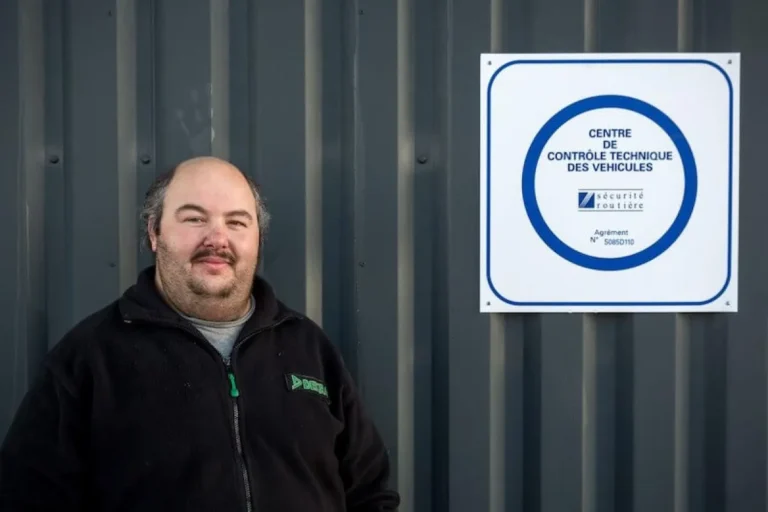 equipe-centre-la-roche-sur-yon-sud-dekra-controle-technique-00