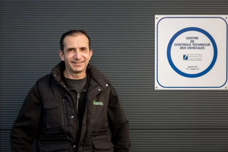 equipe-centre-poire-sur-vie-dekra-controle-technique-03